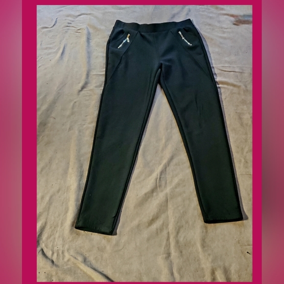 Women's Jogging-Hiking Pants - Picture 3 of 7